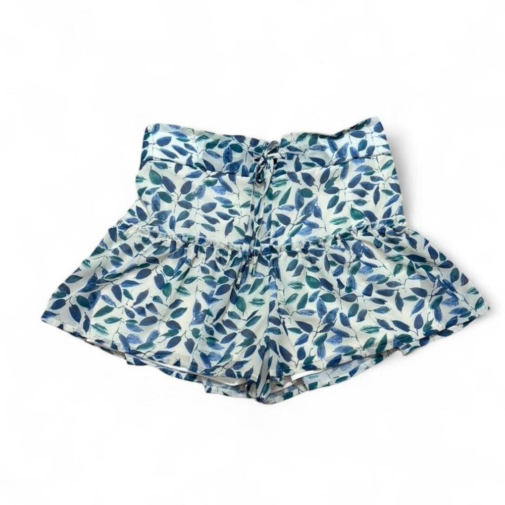 Kendall + Kylie skort blue white leaf print fairy core with drawstring waist